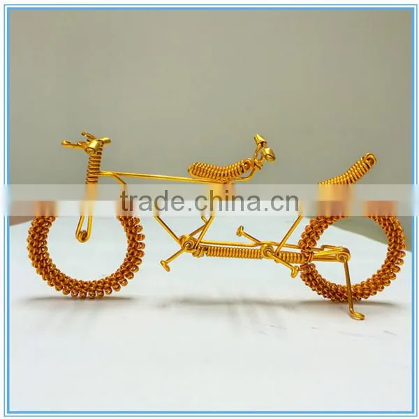 Wholesale good quality handmade beautiful couples sexy girl and boy metal pendant key chains