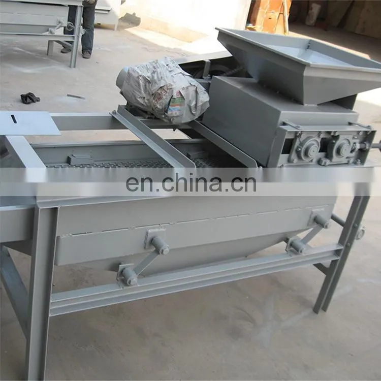 Nut Shelling Pistachio Sheller/almond shell processing machine