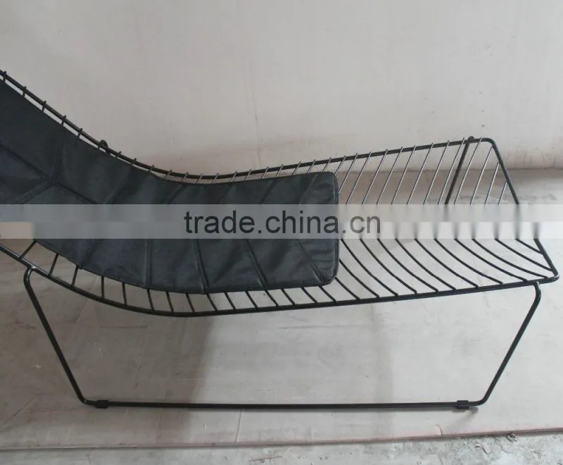 Outdoor furniture metal frame Alper leaf chaise lounge