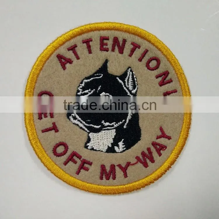 Label maker supply good quality custom design felt sew-on embroidered dog patches no minimum