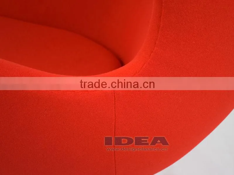 Replica Arne Jacobsen Egg chair - Red Wool Fabric - polished aluminum base
