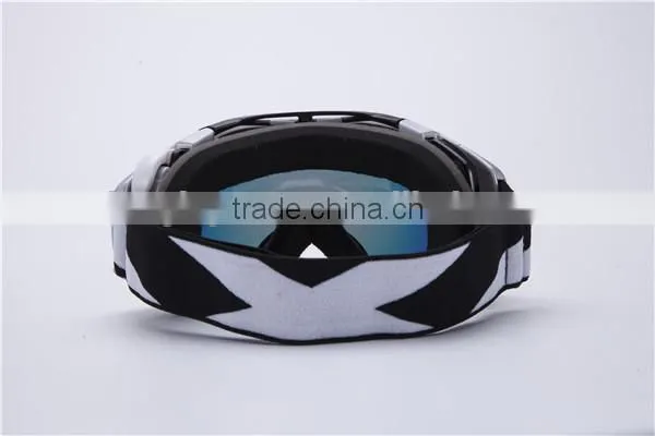 Shatter-resistant snowboard goggles for men