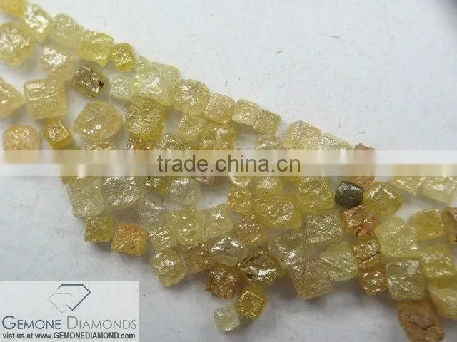 Natural Rough Diamonds different look well Indian manufacture