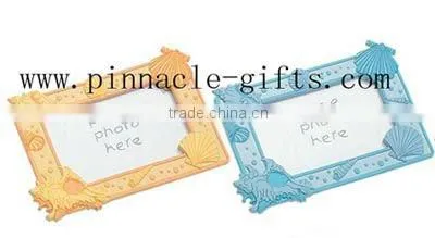 soft pvc 3D key chain photo frames