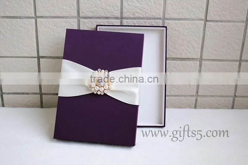 2016 latest Luxury Wedding Gift Box Wedding Invitation Box with ribbon custom made