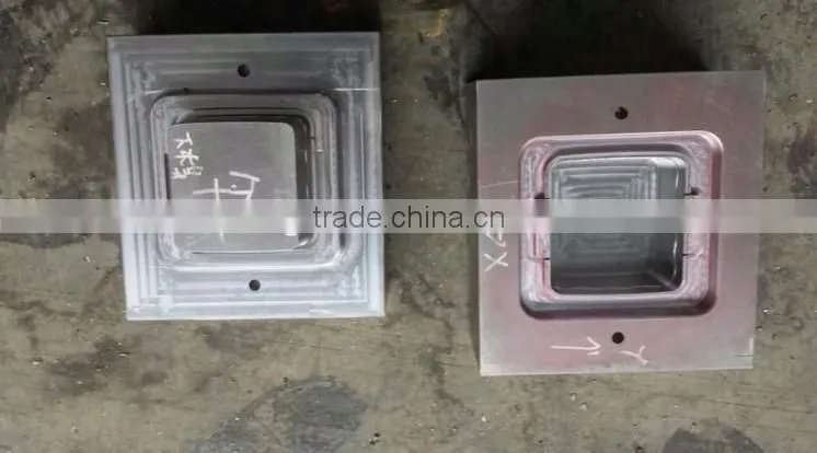plastic mold manufacturer