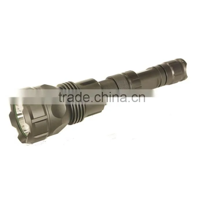 2016 hot sale rechargeable aluminium flashlight with USB input and output