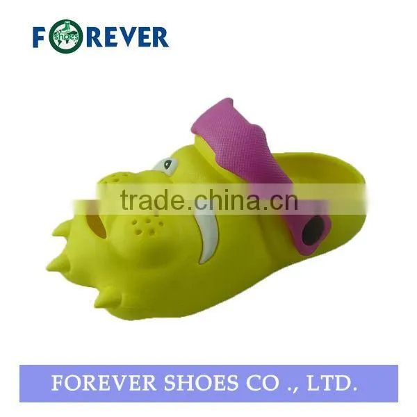 Popular and soft EVA cartoon shape clogs for kids