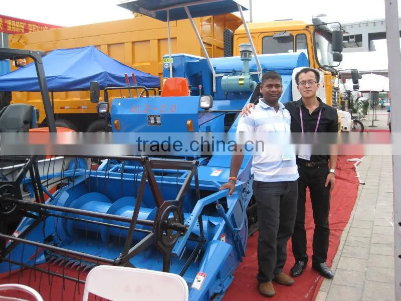 Rice wheat harvester in Agri Machine