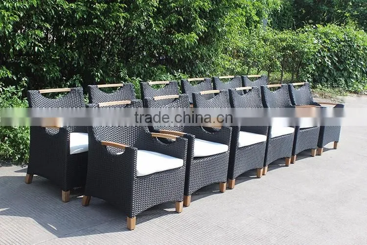 Wooden And Rattan Furniture 12 Seater Dining Table