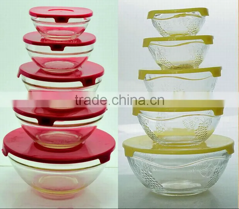 Glass bowl With Green Lids