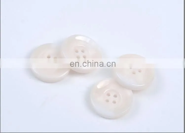 High Quality Fancy 4 holes Plastic Resin Button for Coats BP40542