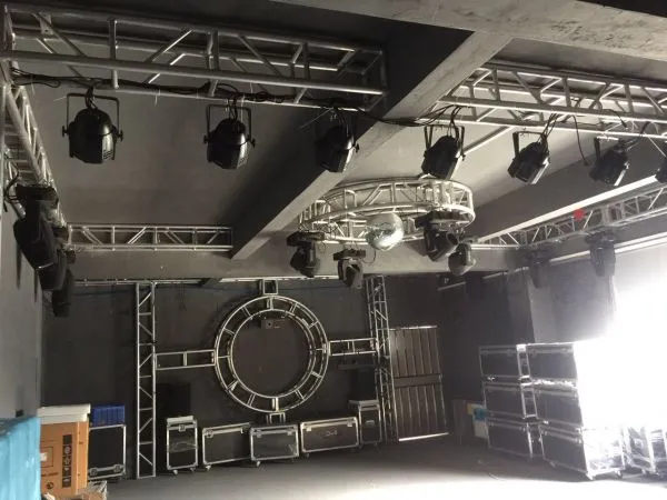 Foshan Dazzling Stage Lighting Equipment Co., Ltd. company overview - view 2