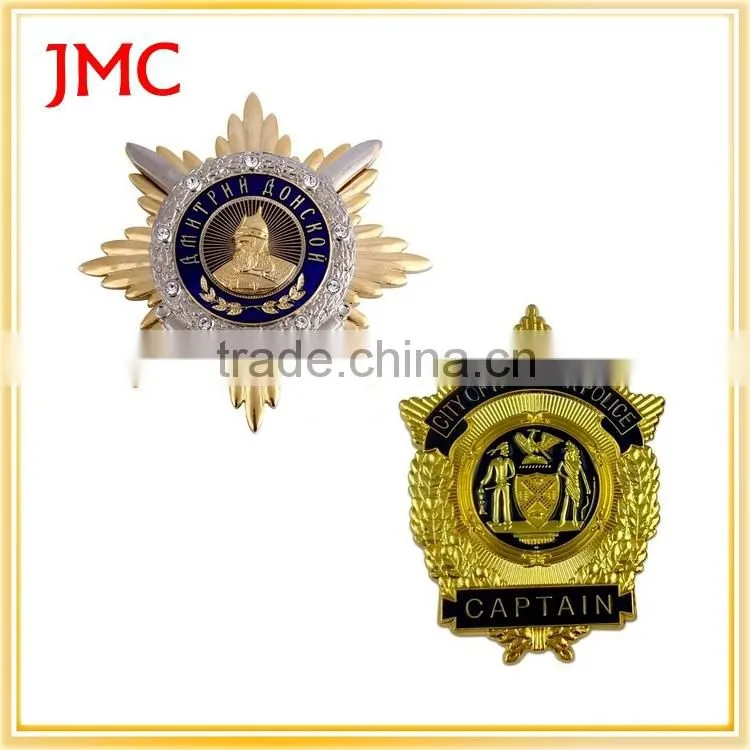 2016 Factory direct sales OEM design metal pins badge
