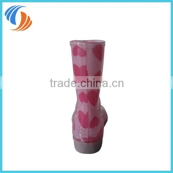 New PVC Pink Heart Printing Kids rain boots Light outsole