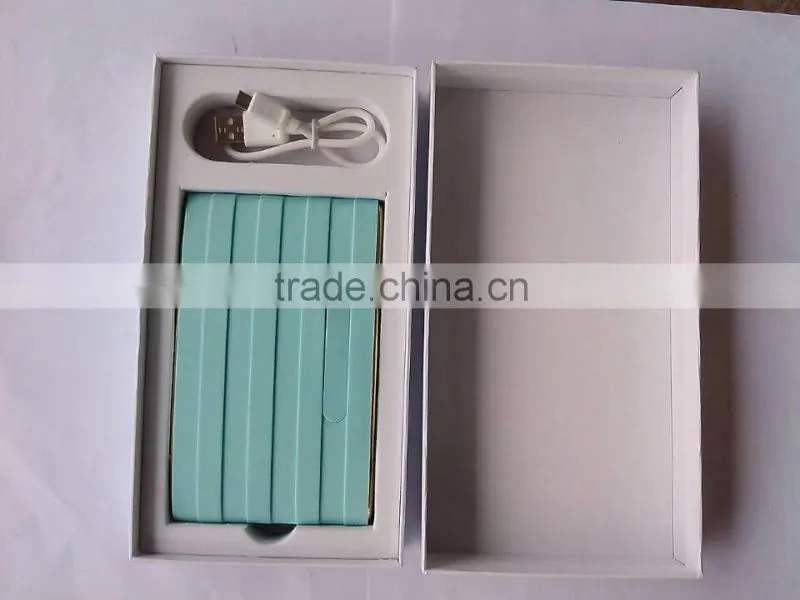With mobile holder usb wall charger mobile phone 8000mah cell phone charger