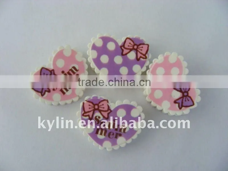 strawberry shape paper clip