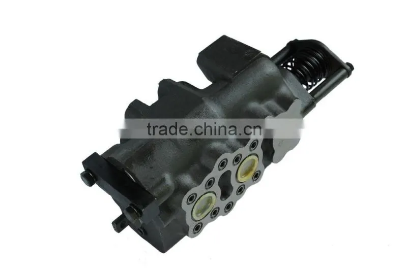 SHANTUI bulldozer parts, bulldozer steering valve 16Y-76-22000, undercarriage parts