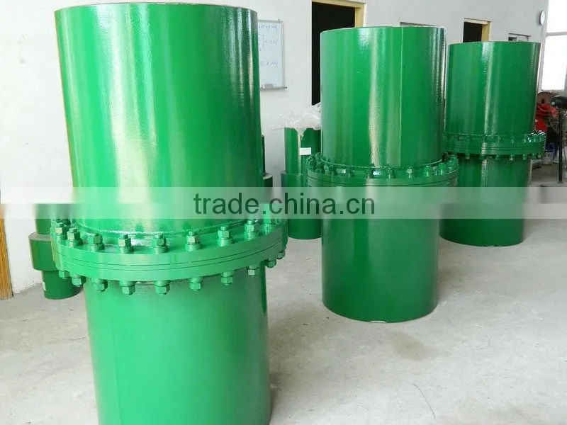 Insulated flange