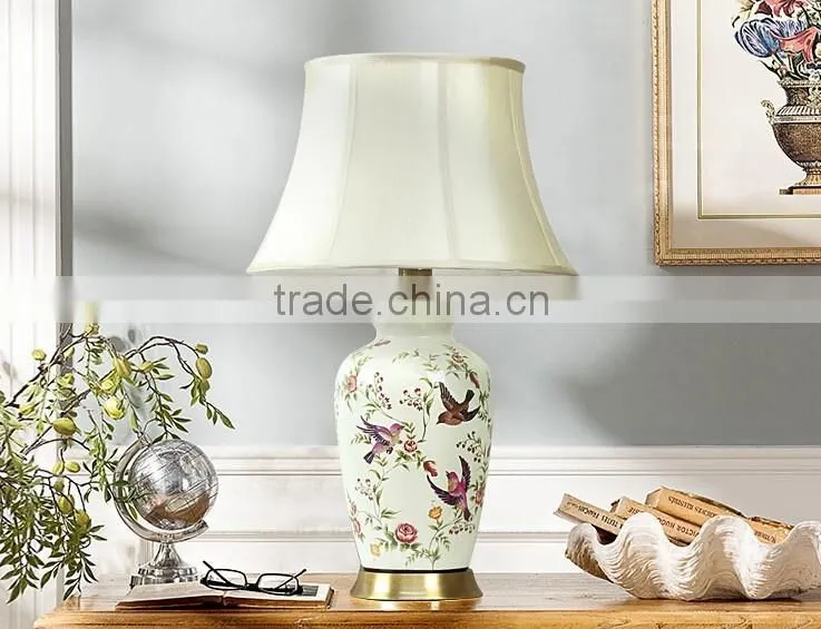 Metal Base In Antique Brass Printing Birds Ceramic Body With Fabric Lampshade Vintage Style Decorative Table Lamp