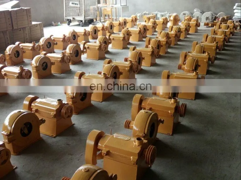 Diesel engine rice husk removing machine