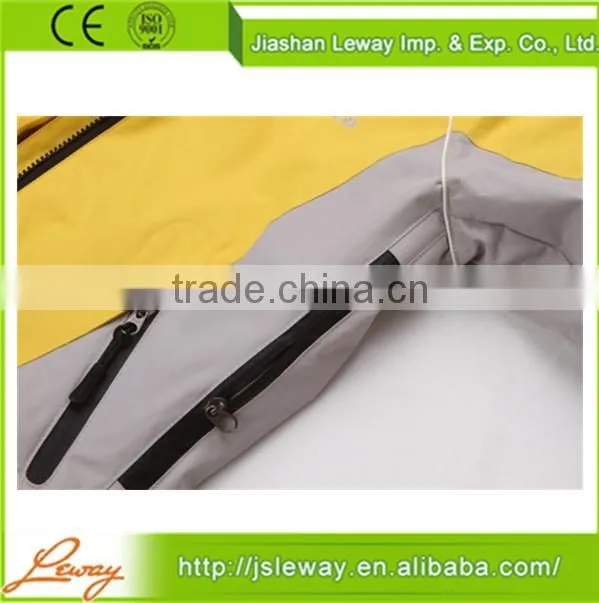 Professional manufacturer wholesale hiking softshell jacket men