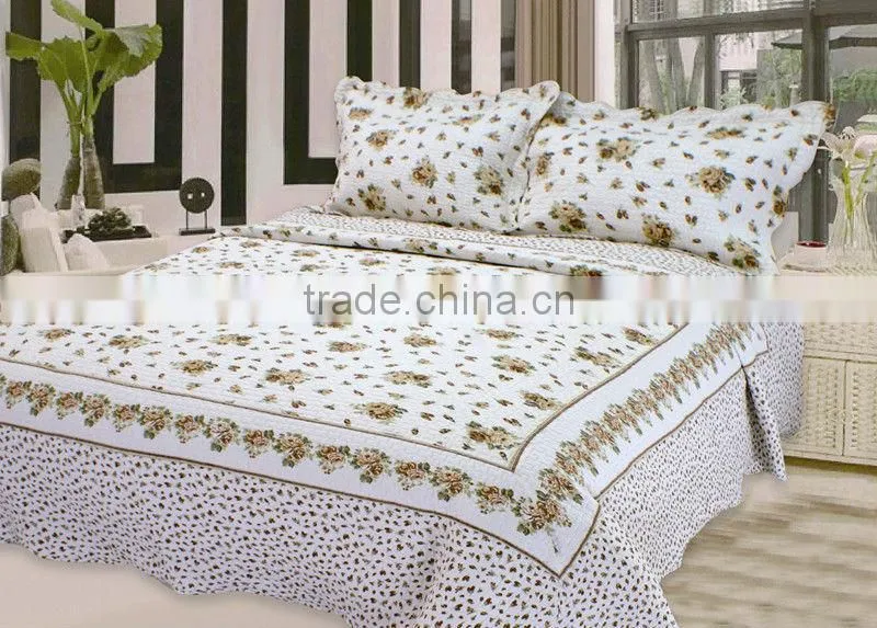 Microfiber printed quilt set