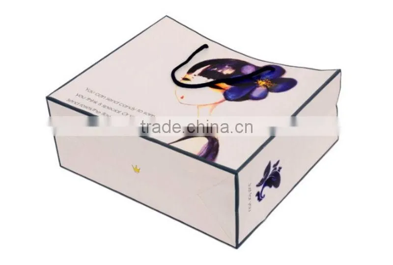 Fashionable Crazy Selling cheap paper gift bag printing