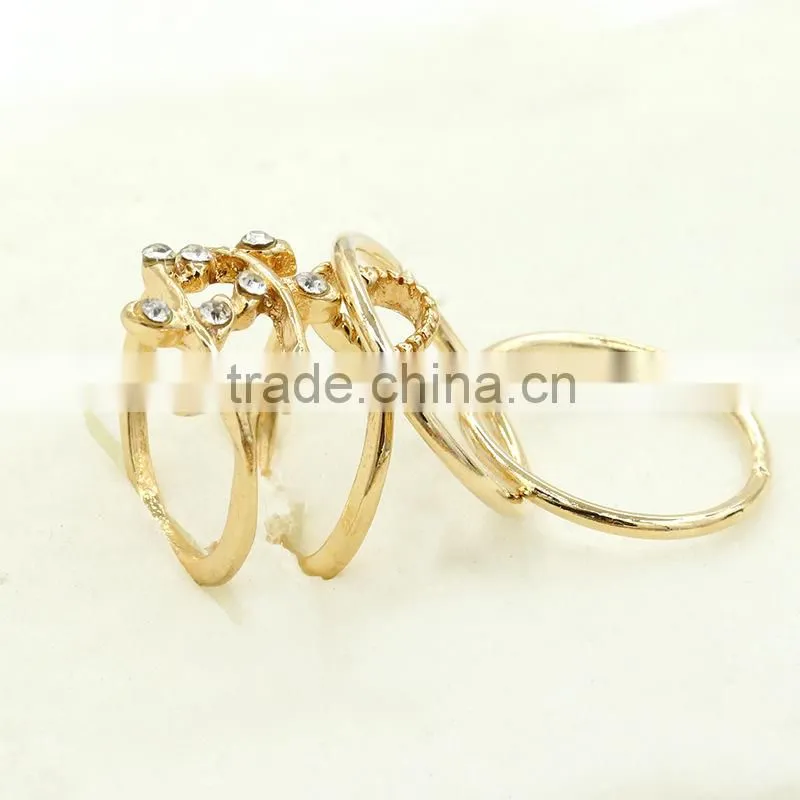 Fashion Latest Gold Finger Multiple Engagement Ring Set for Women