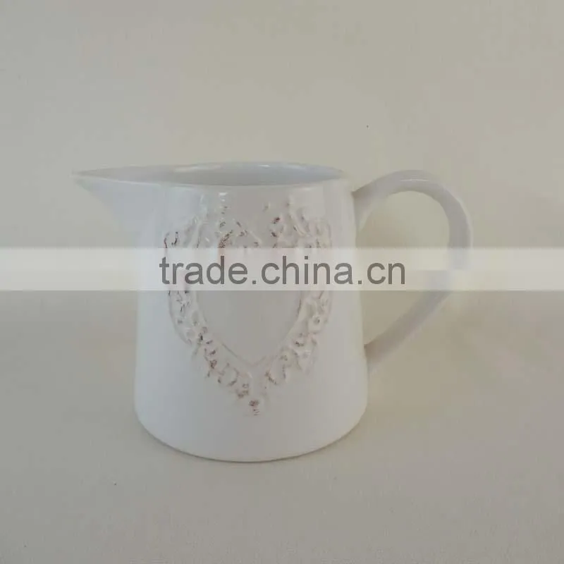 500ml white color emboss ceramic kettle jug