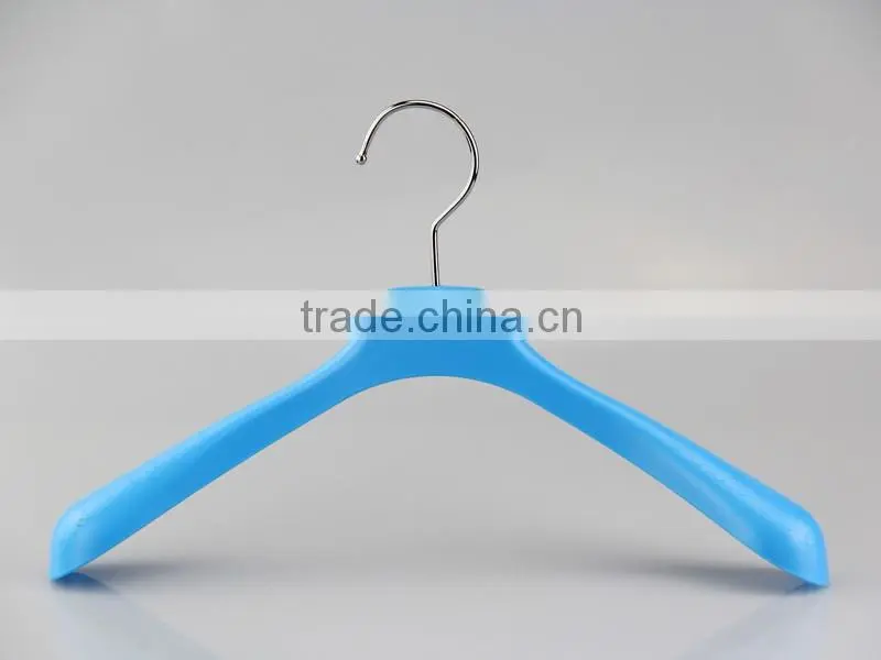 HA6957 cheap plastic coat hanger new design women clothes hanger