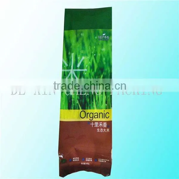 Hand hole bag rice packaging