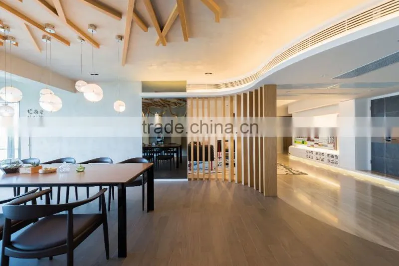 Flat surface smooth solid wood flooring