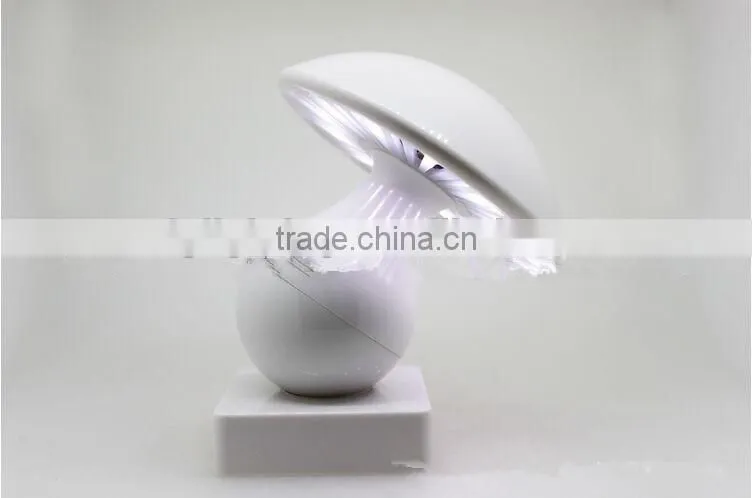 White color hotel bedside creative lamp