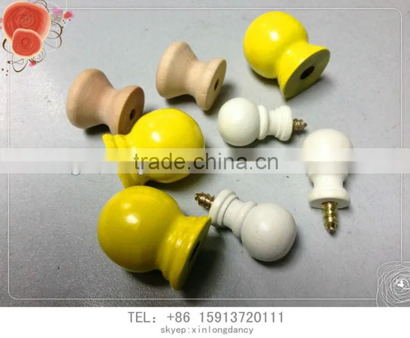 Small wooden knob