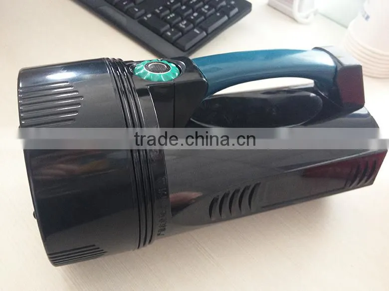 Explosion proof portable rechargeable searchlight