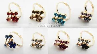 Fashion rhinestone flower rings,Finger ring for women,2013 new design rings