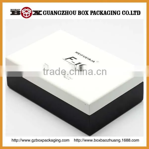 Wood And Leather Box Packaging For Bottle Goods