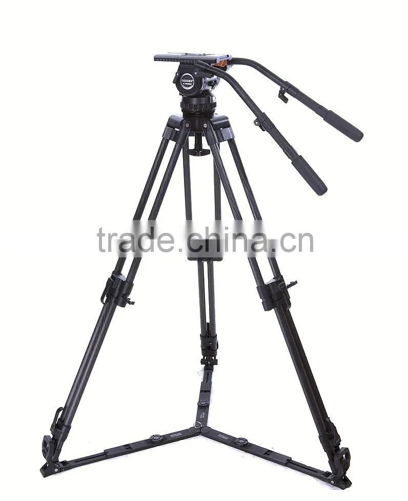 Professional video camera tripod secced Reach Plus 4 tripod with pan bar and ground spreader loading 32kg