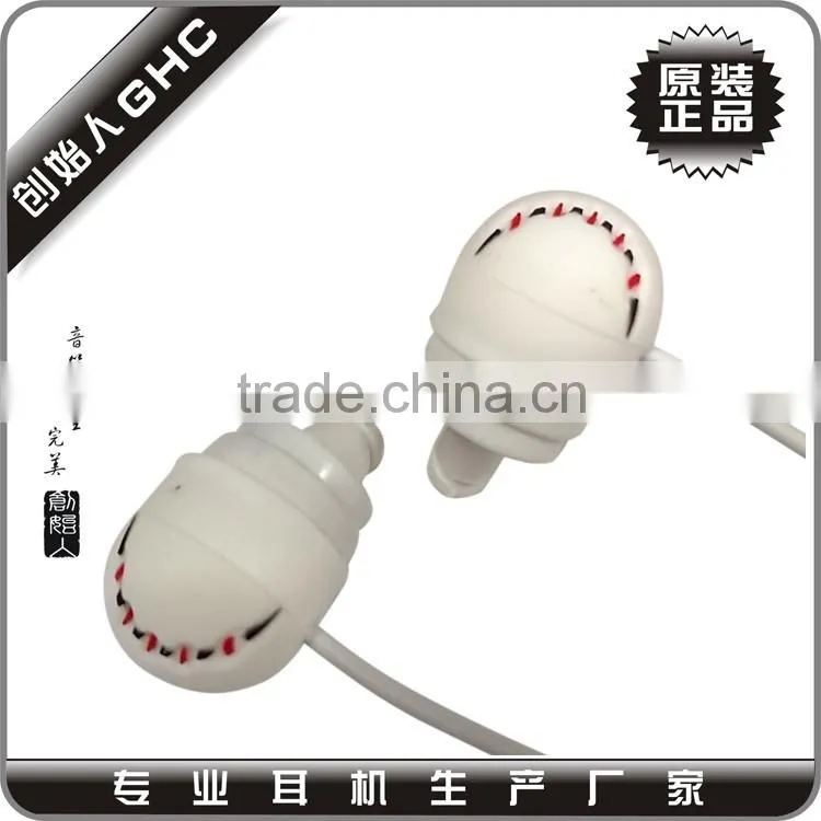 ball shape earbuds for sport promotion