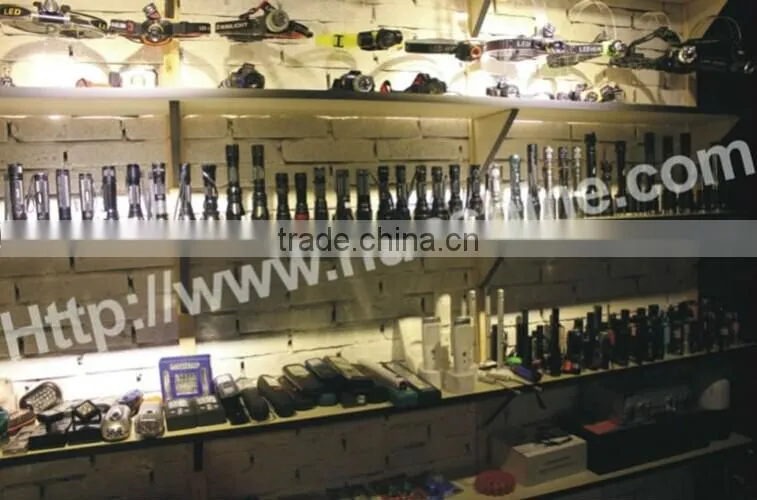 t6 high power led telescopic zoom police flashlight