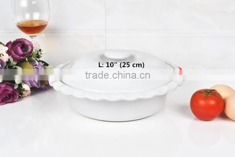 10" round porcelain bakeware with lid
