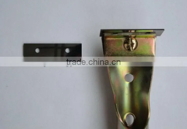 Multifunctional hand scraper