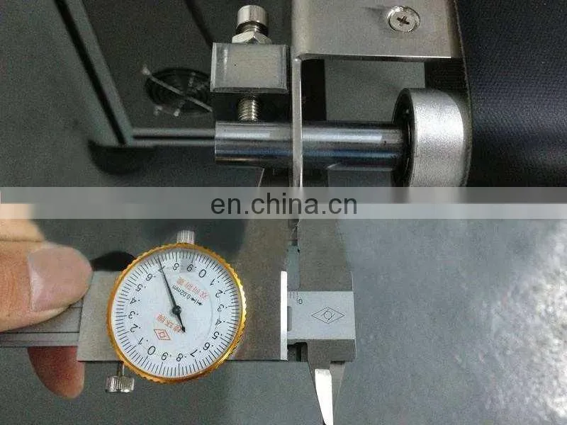 Automatic double side labeling machine for round or flat bottles boxes high quality