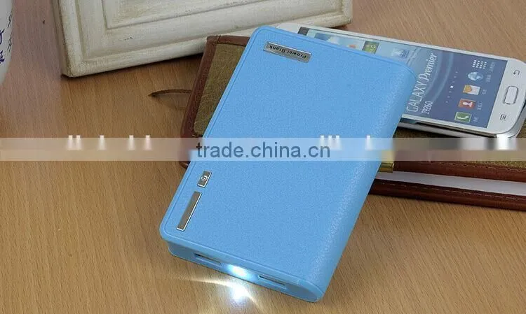 Fast charging travel wallet portable 8000mah mobile power bank