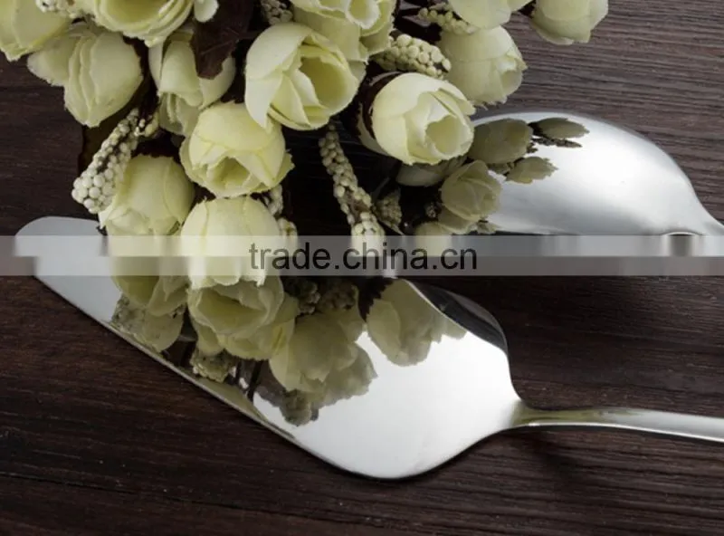 Stainless steel cake server with perfect polishing and design --- any logo can add
