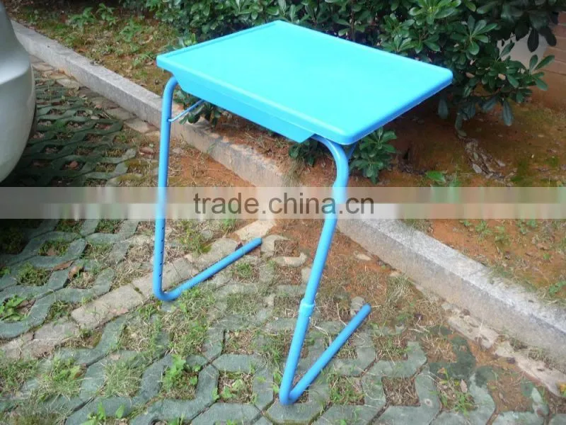 Very useful and popular plastic portable table mate