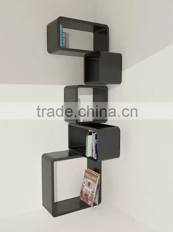 Design wall hanging cubes