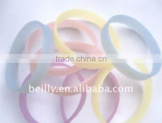 Customized UV silicone bracelet products