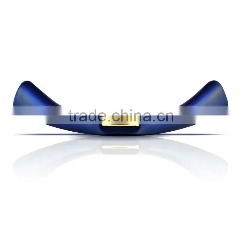 Durable Plastic Luxury Suits Hanger for Clothing Manufacturer